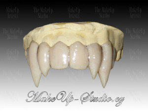 fx_prosthetic_teeth_vampire