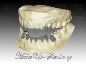 fx_prosthetic_teeth_zombie_making