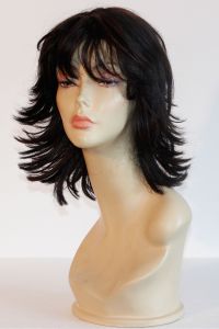 wig Junee fashion available for rent: Junee fashion wig in kanekalon, dark brown with nice red streks, wavy