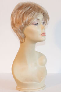 wig short blonde
